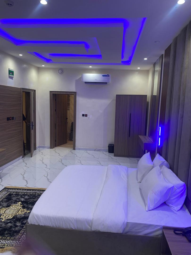 Mini Suite Room In Lagos